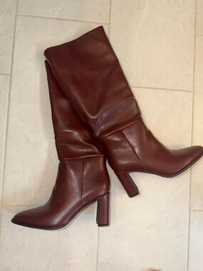 Burgundy Knee High Block Heel Boots Women’s Size 11 Wine Red